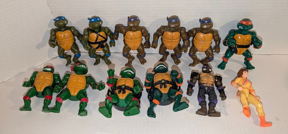Lot of 12 Vintage 1980's - 90's TMNT Action Figure Teenage Mutant Ninja Turtles